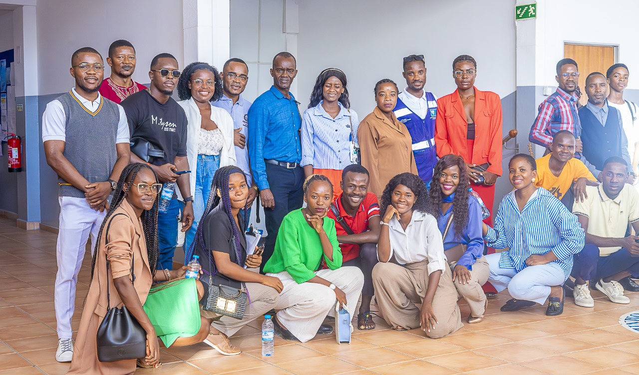 AJS PROMOVE DEBATE SOBRE A RESPONSABILIDADE DAS ESCOLAS NA GARANTIA DA SAÚDE SEXUAL E REPRODUTIVA